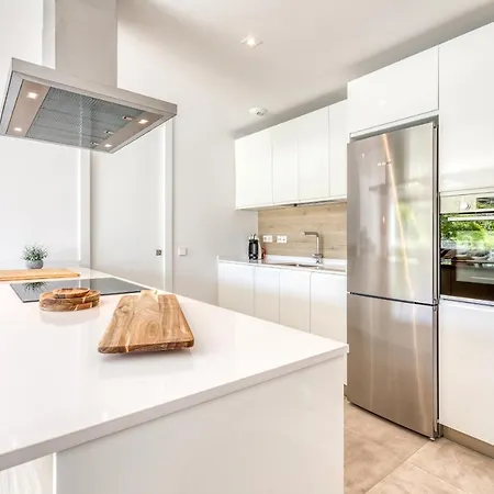 Hanami South Bay Sb1 Apartment